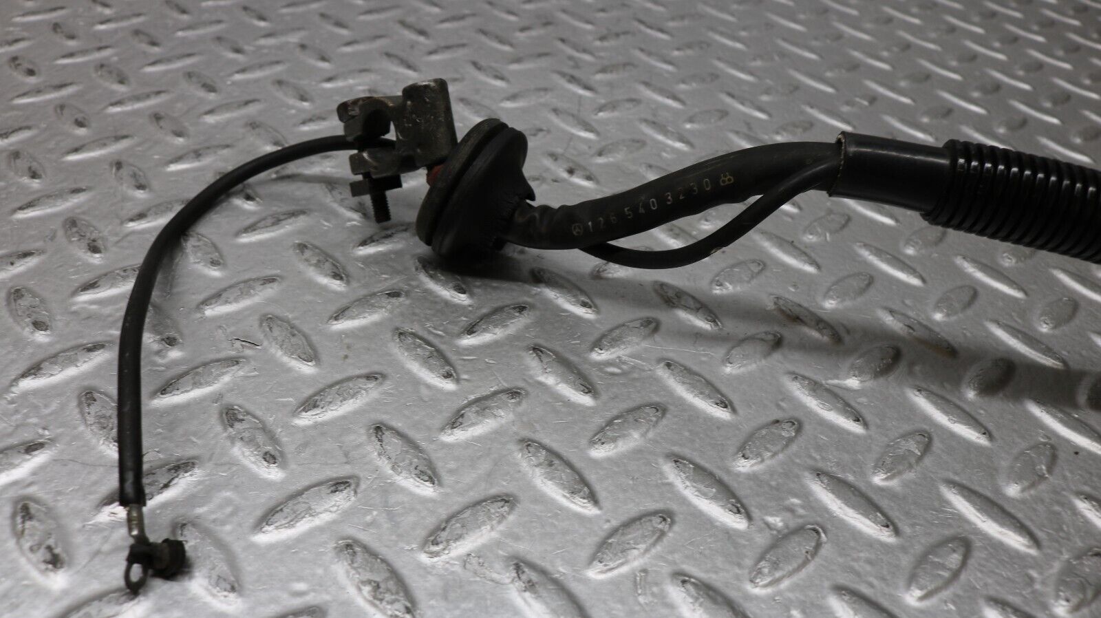 37196 Mercedes-Benz C126 420SEC Coupe Battery Positive Wire Cable 1265403230 1155460035
