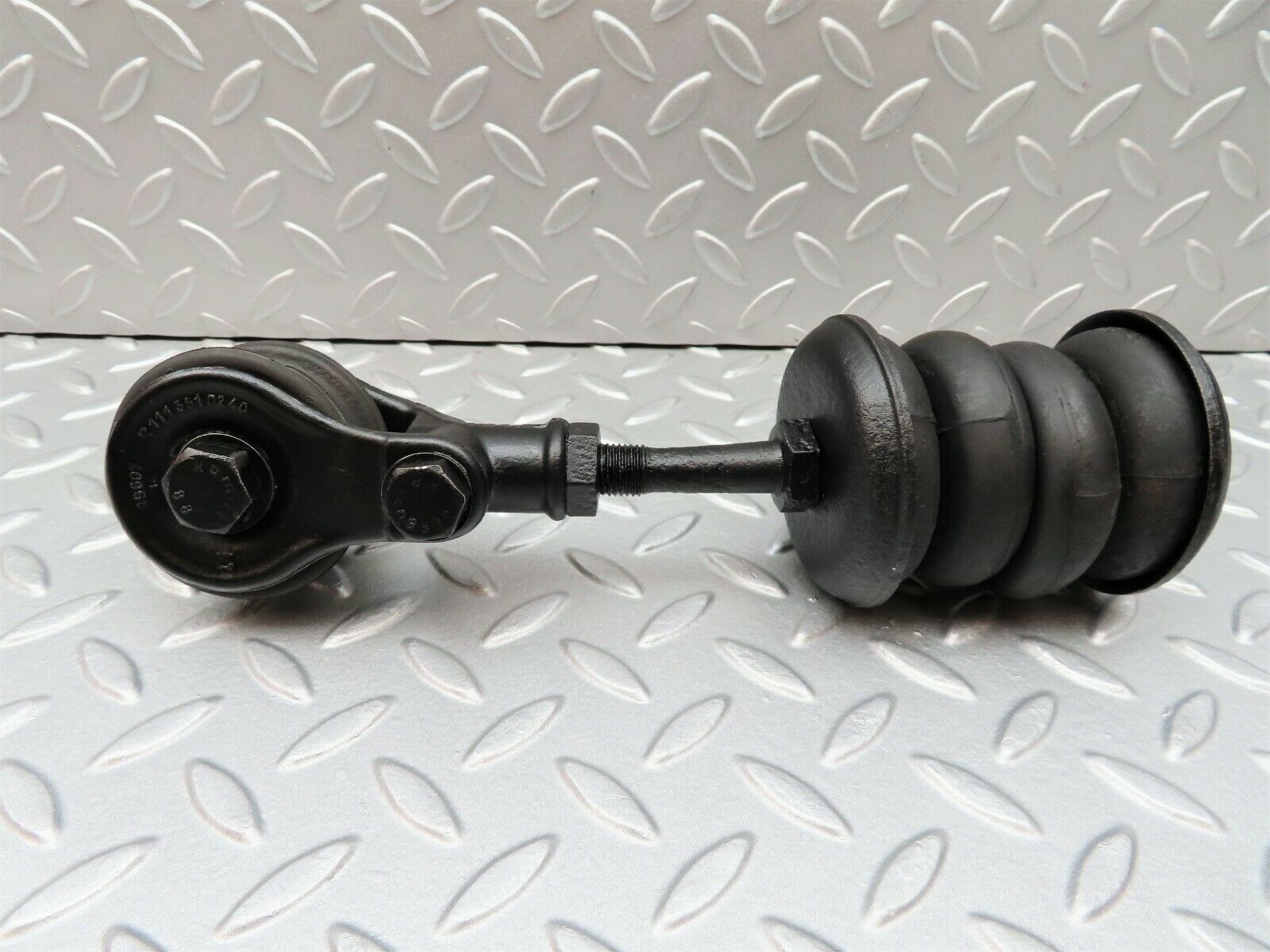 3664 Mercedes-Benz W108 280SE Strut Rear Axle Mount 1113510340