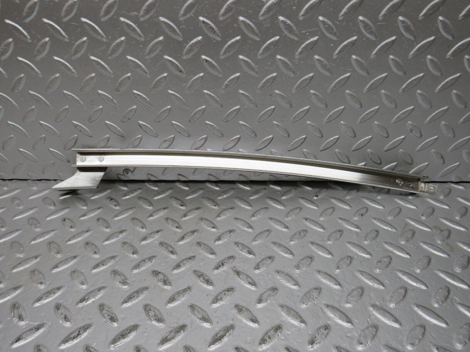 32085 Mercedes-Benz W123 230E Rear Right Chrome Window Channel