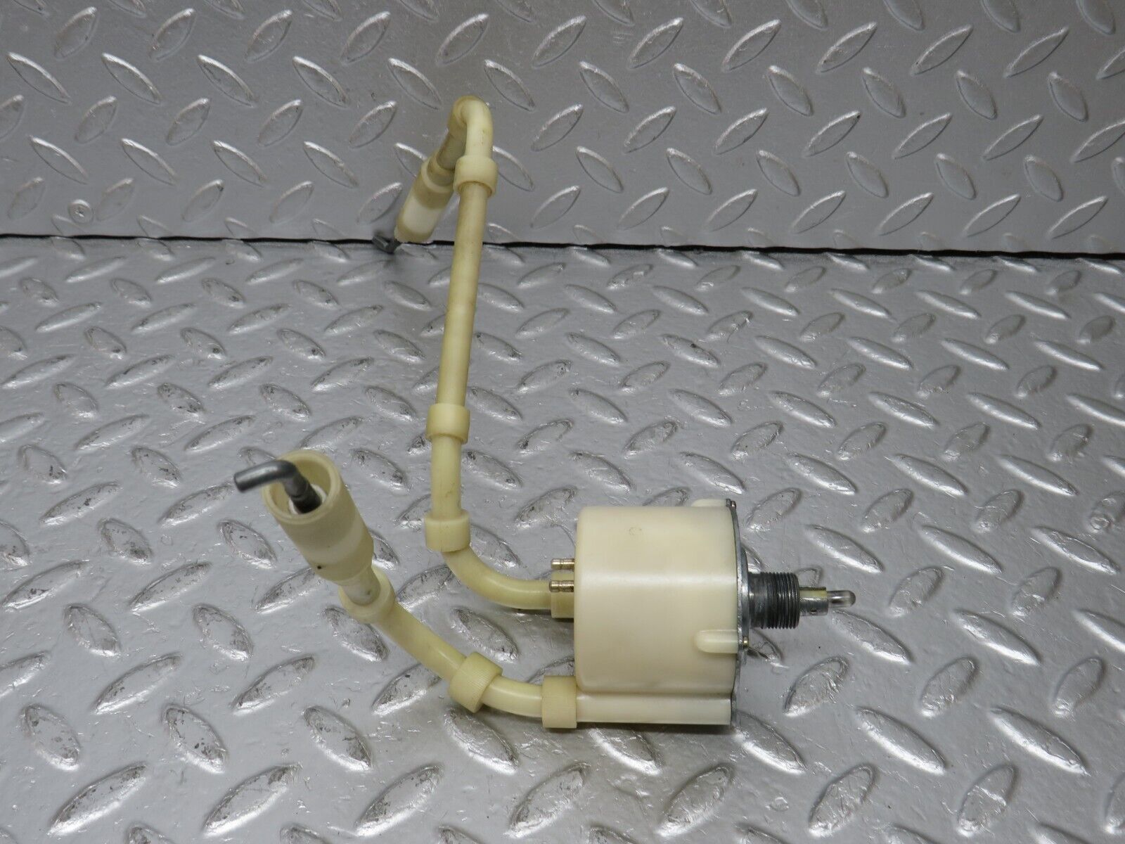 34427 Mercedes-Benz C126 380SEC Coupe Heater Regulator 1268300485