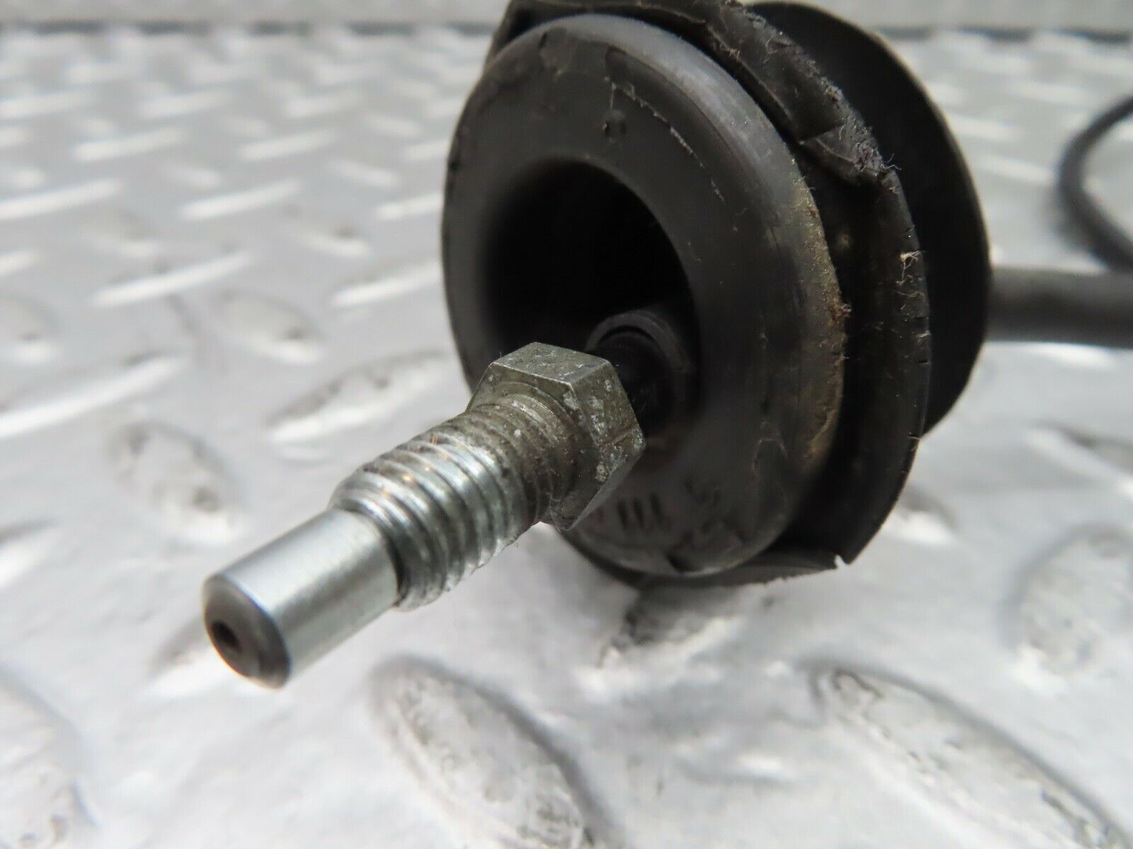 20991 Mercedes-Benz W114 250CE Coupe Oil Pressure Gauge Pipe