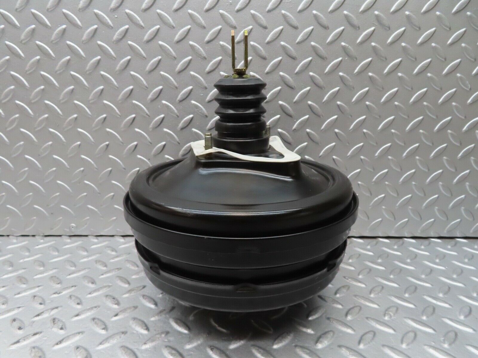 17255 Mercedes-Benz R129 300SL Coupe Brake Booster 0034305530