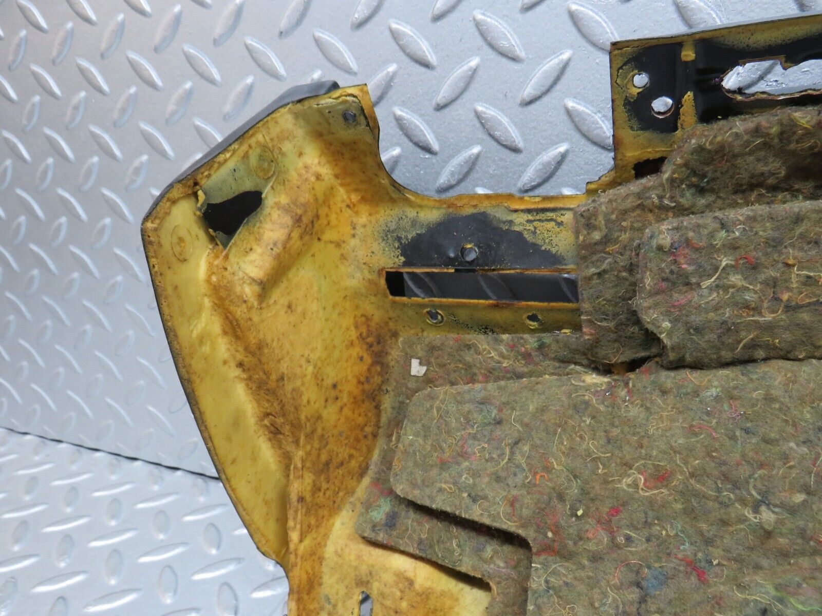 37859 Mercedes-Benz A124 320E Cabriolet Under Dash Panel Right Side Black