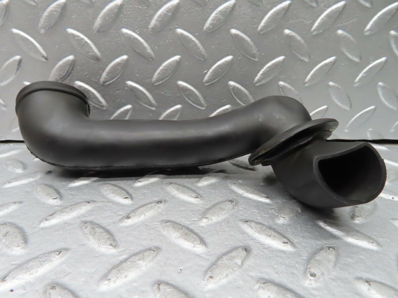 20164 Mercedes-Benz R129 300SL Coupe Heater Drain Pipe 1296280169