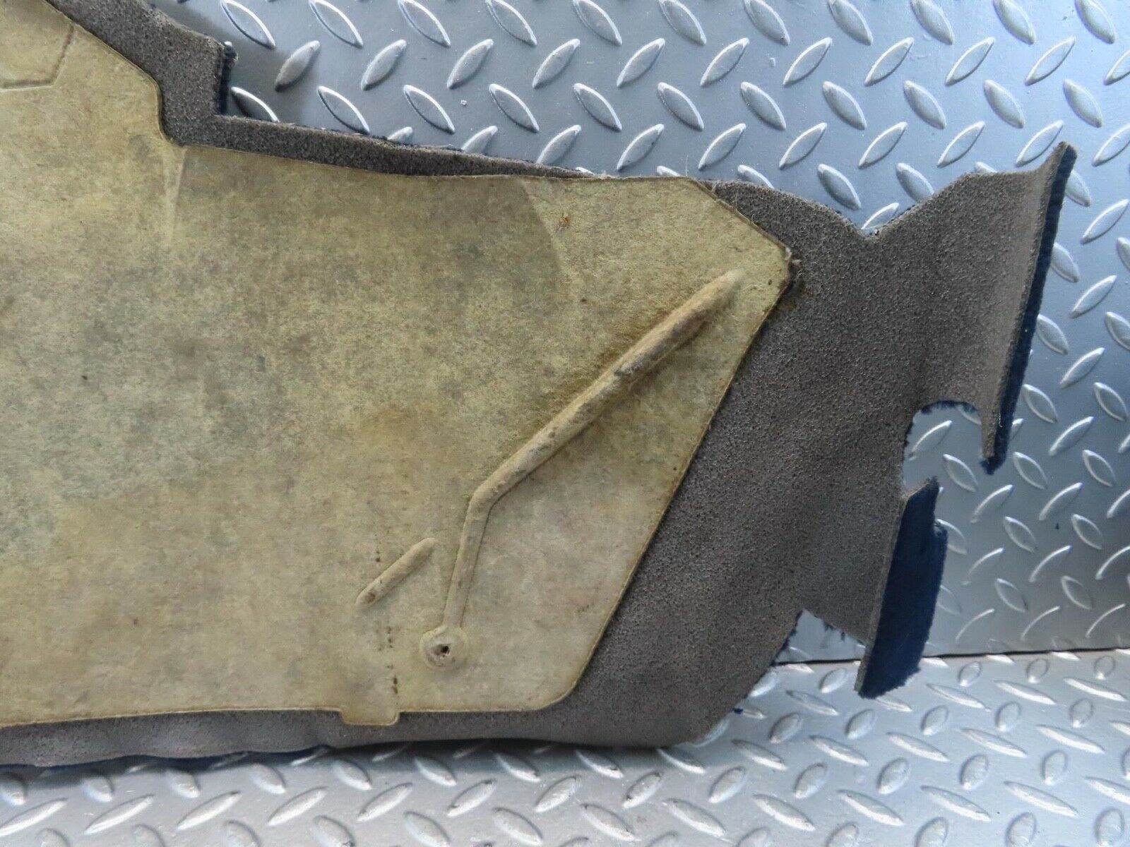 11602 Mercedes-Benz C123 230CE Coupe Centre Console Carpet Blue Left Side