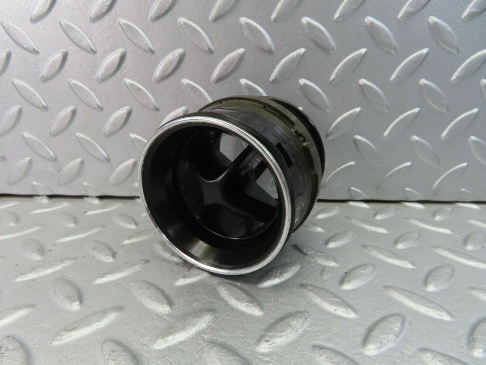 9946 Mercedes-Benz C123 230CE Coupe Dashboard Air Vent 1238300054