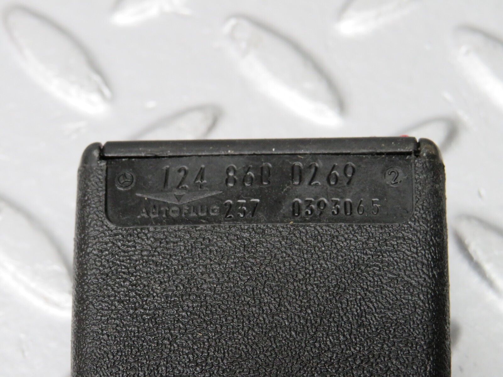 32635 Mercedes-Benz S124 300TE Front Right Seat Belt With Buckle 1248604085