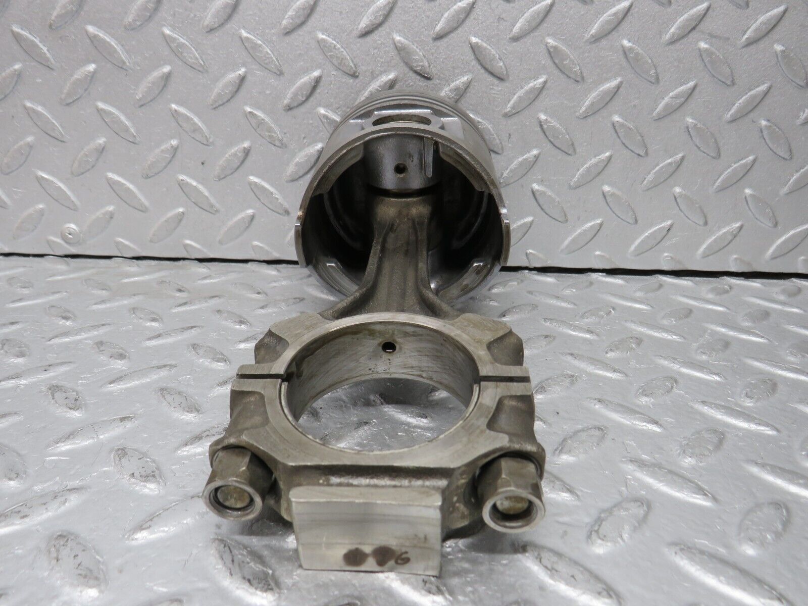 37629 Mercedes-Benz W109 300SEL Piston With Connecting Rod 91.5 mm