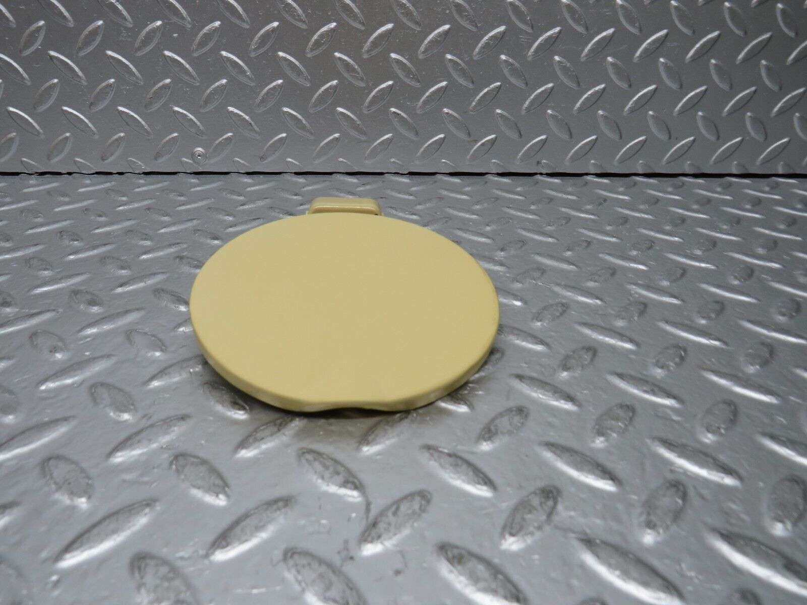 30066 Porsche 924 Fuel Tank Flap Cap 477853195