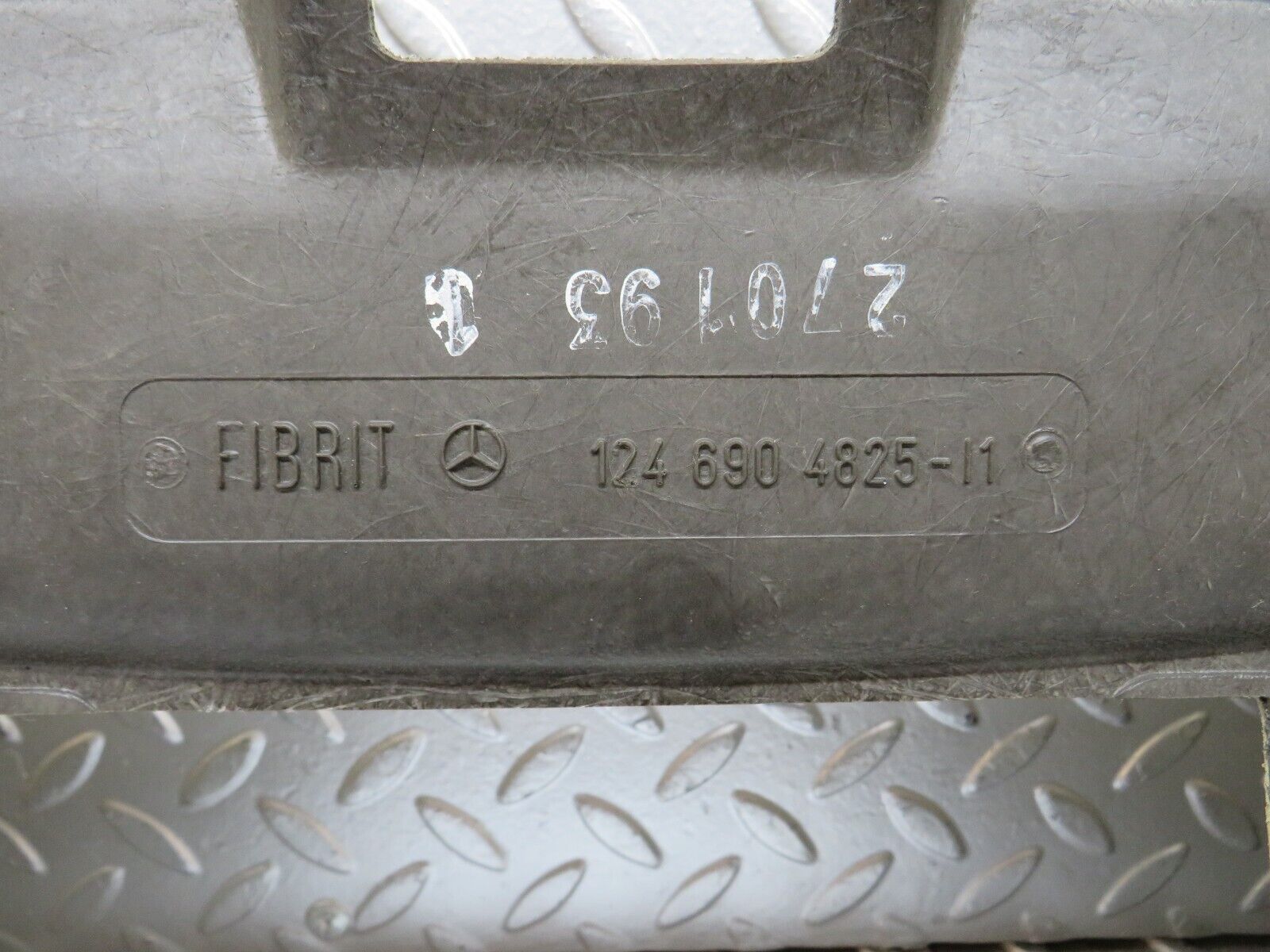 26568 Mercedes-Benz C124 220CE Headlining Roof Panel Front Beige 1246904825