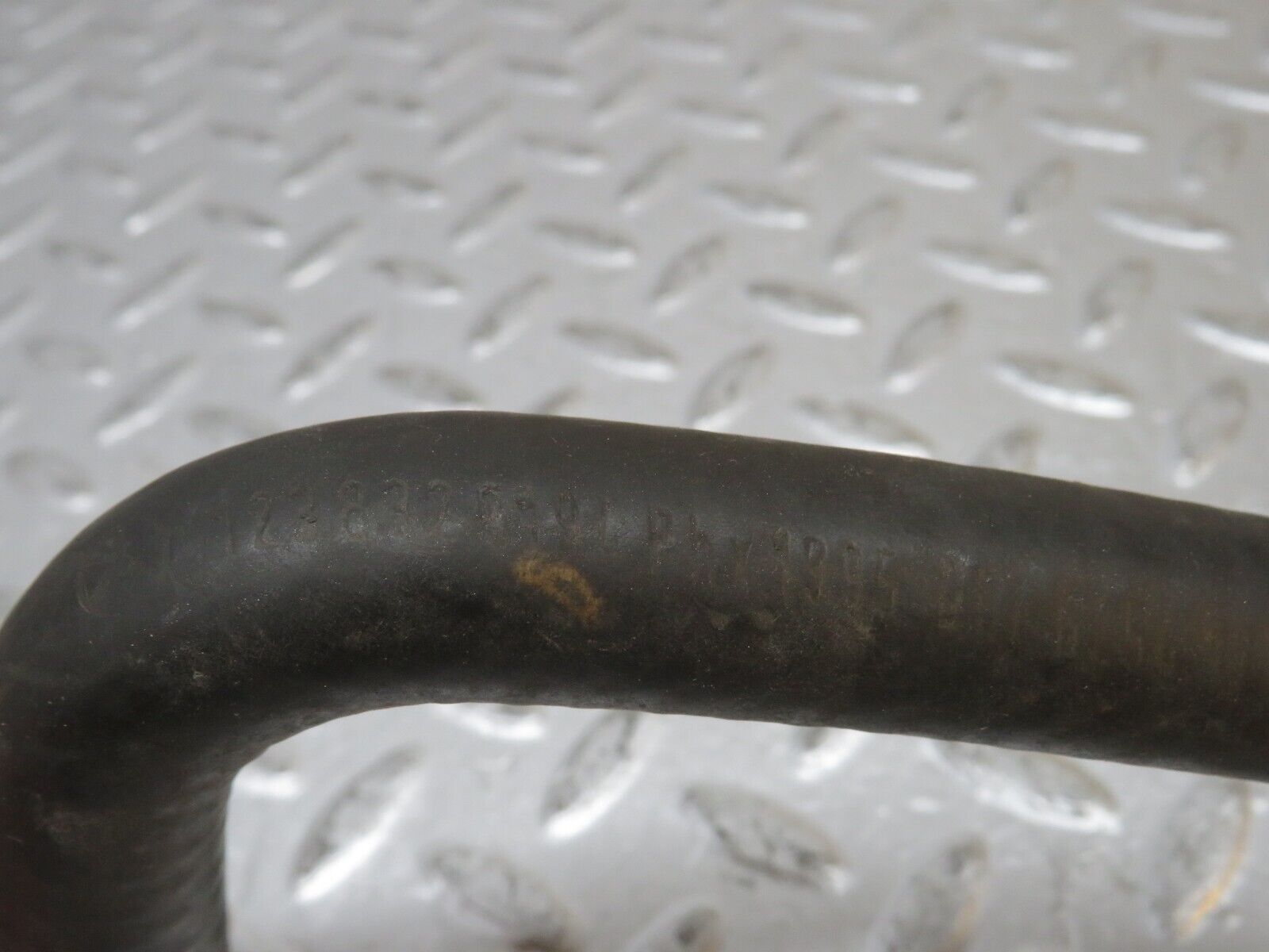 0417 Mercedes-Benz W123 230E Heater Valve Hose 1238320194