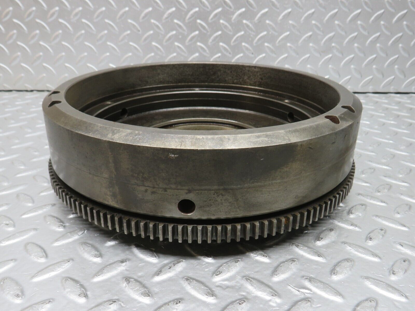 32882 Mercedes-Benz W123 300D Flywheel Starter Ring Manual Gearbox 6170320001