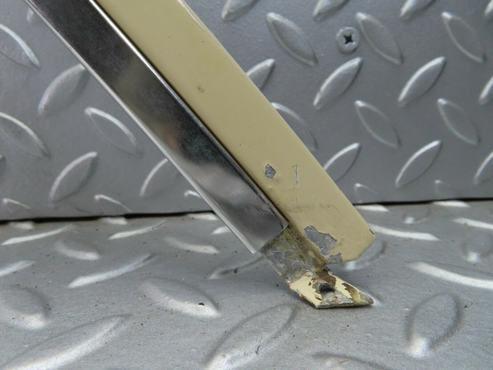 7763 Mercedes-Benz S123 230TE Wagon Window Frame Rear Left