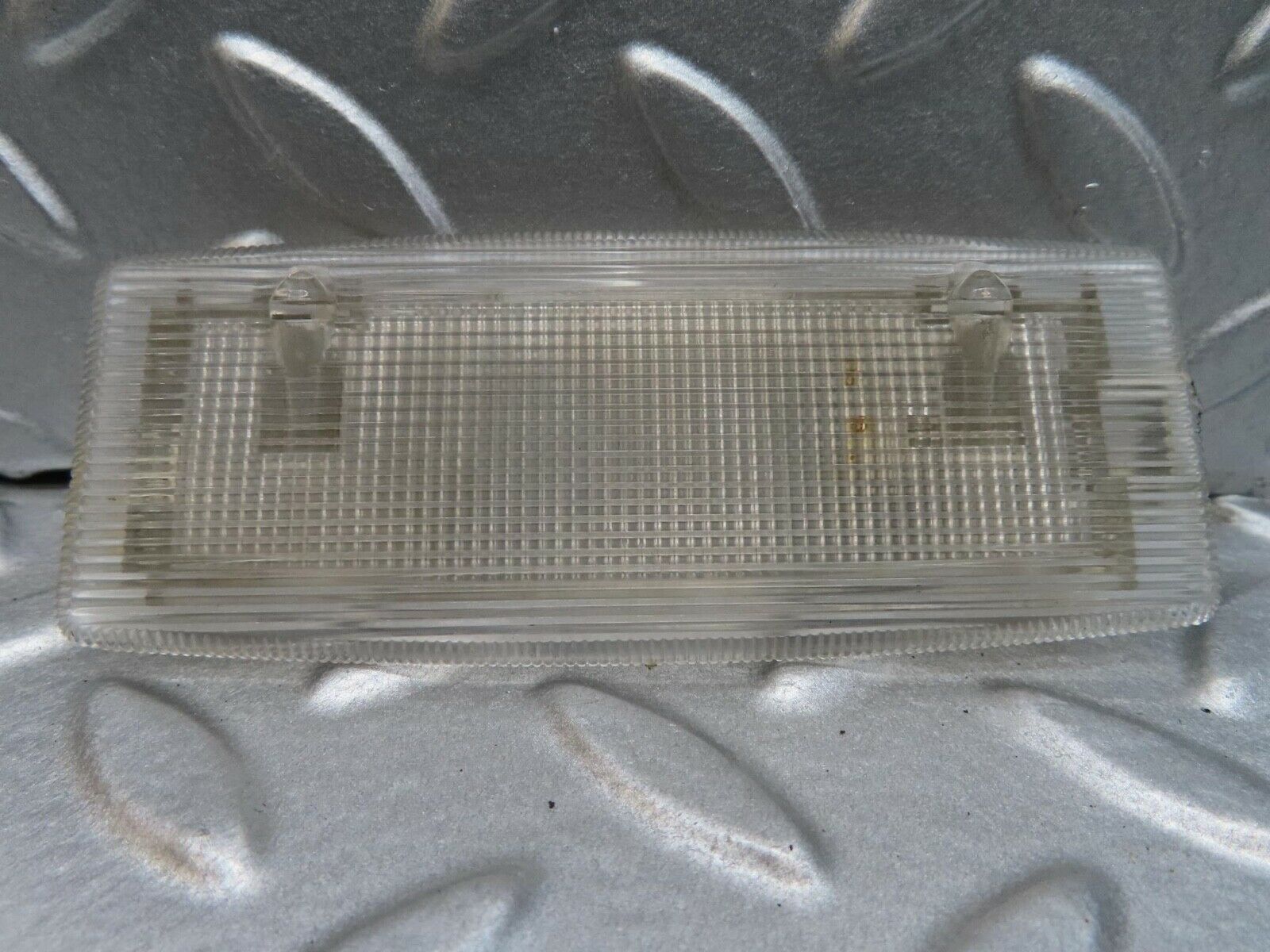 13970 Mercedes-Benz C107 280SLC Rear Dome Light