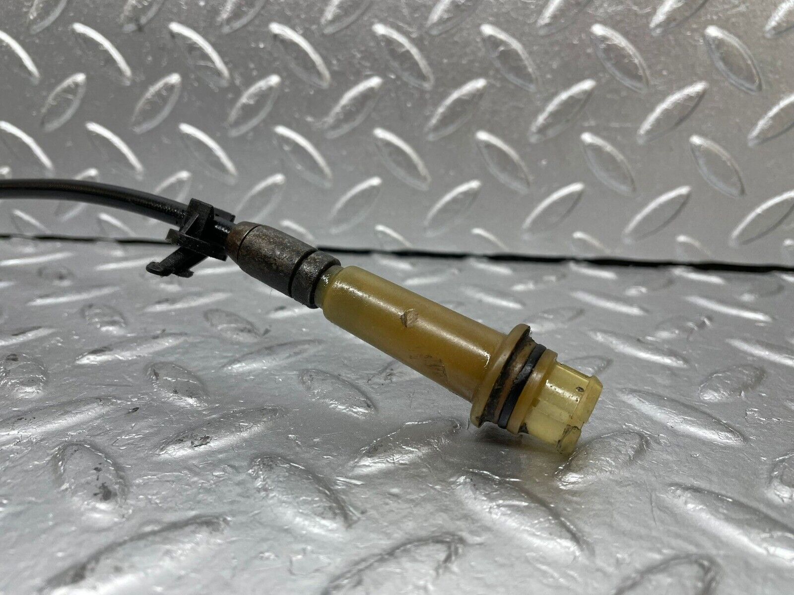 34553 Mercedes-Benz C126 380SEC Automatic Gearbox Kickdown Cable