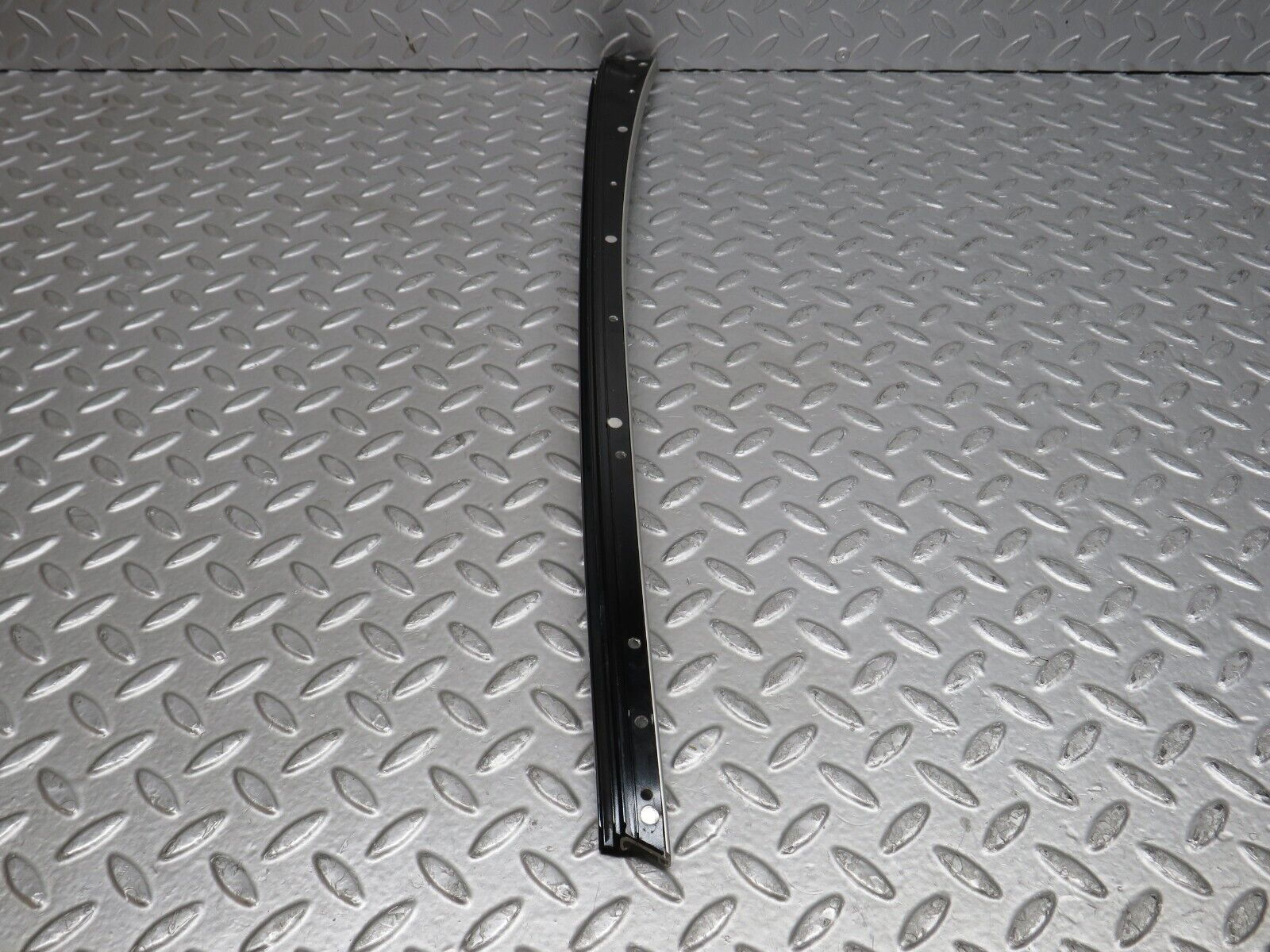 39657 Mercedes-Benz R129 320SL Coupe A Pillar Chrome Trim Cover Left Side