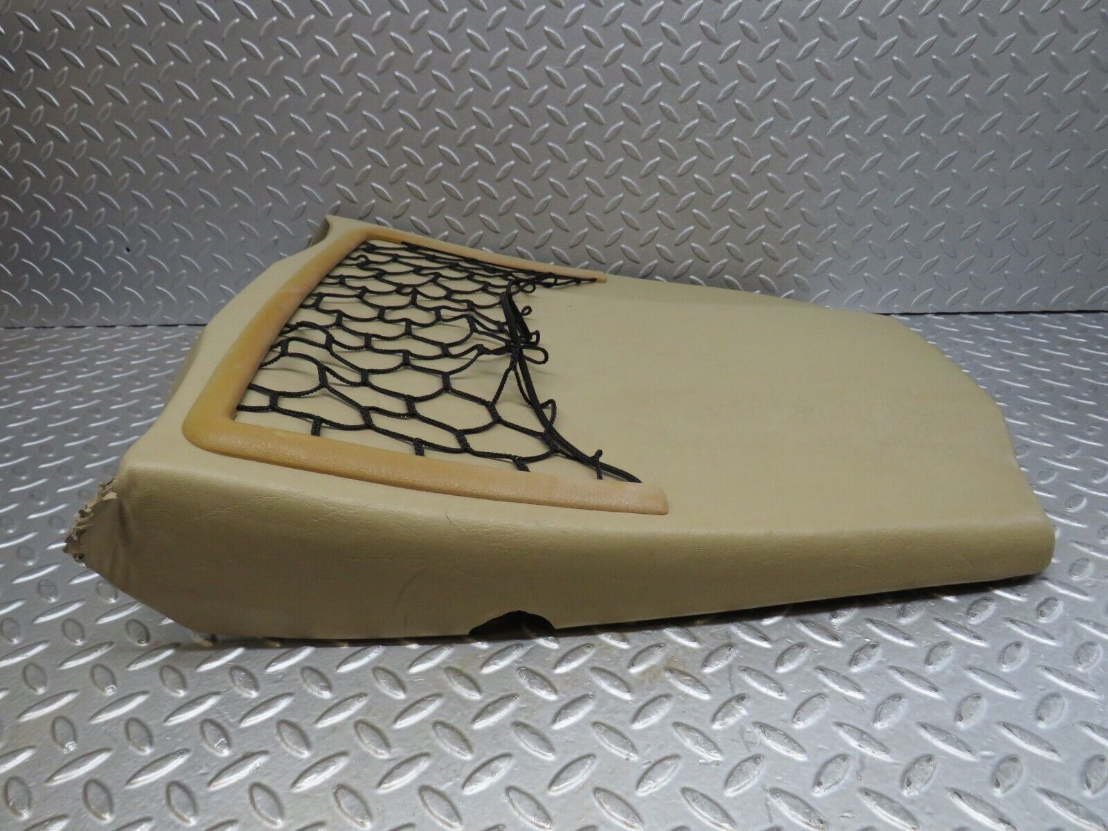 37069 Mercedes-Benz C126 420SEC Coupe Front Left Seat Rear Cover Beige