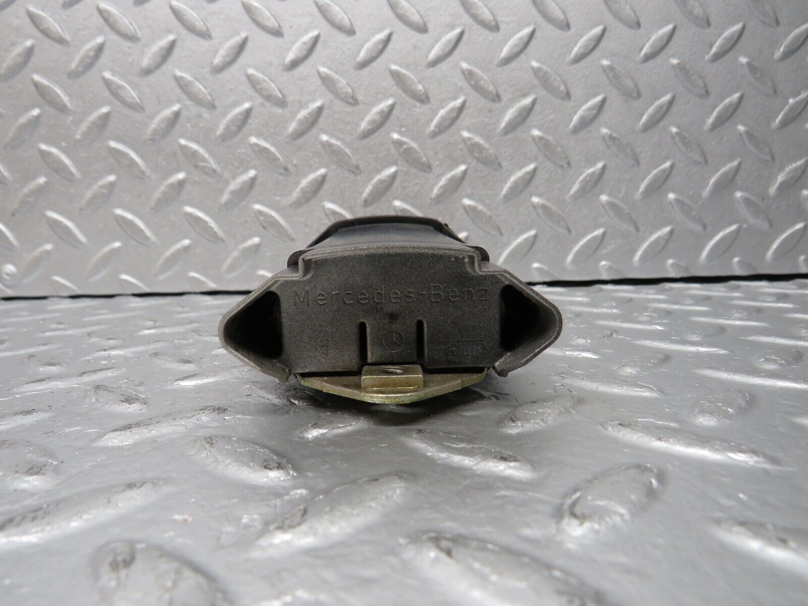 39469 Mercedes-Benz R129 320SL Coupe Door Safety Check Strap