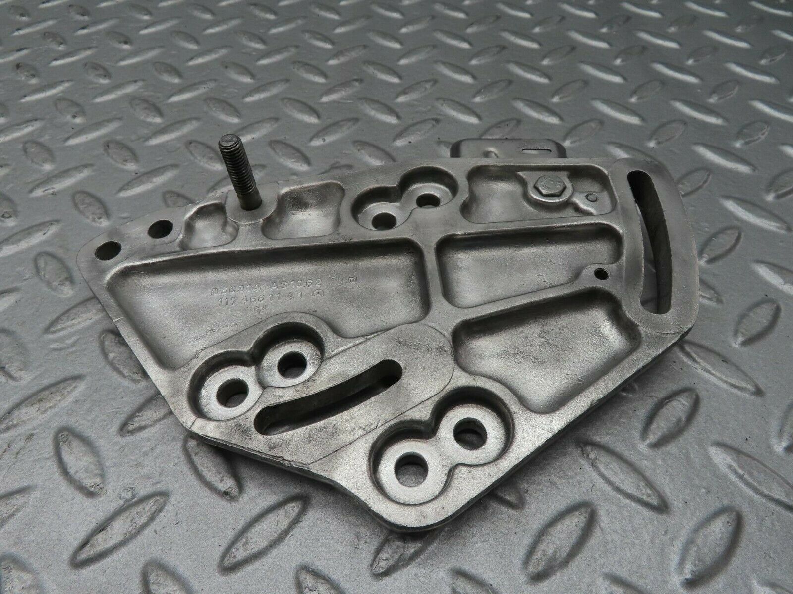 16659 Mercedes-Benz C107 380SLC Power Steering Pump Bracket 1174661141