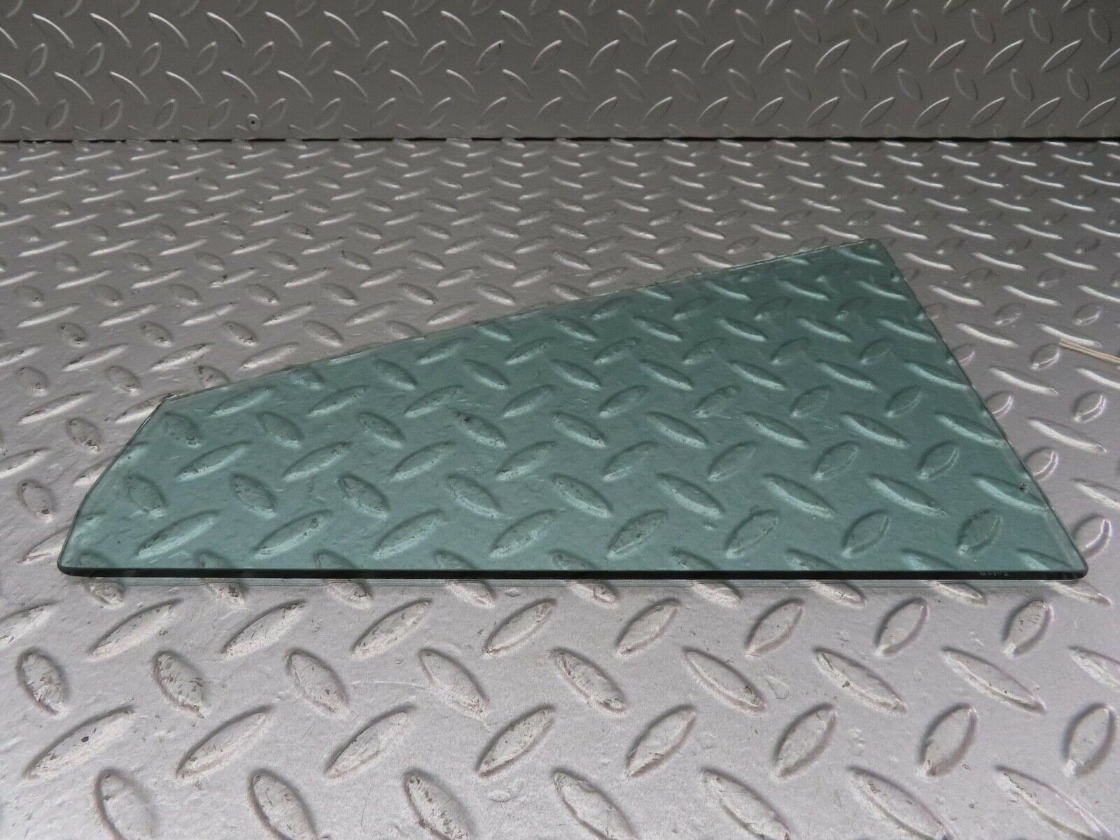 13080 Mercedes-Benz W111 220S Rear Quarter Window Glass