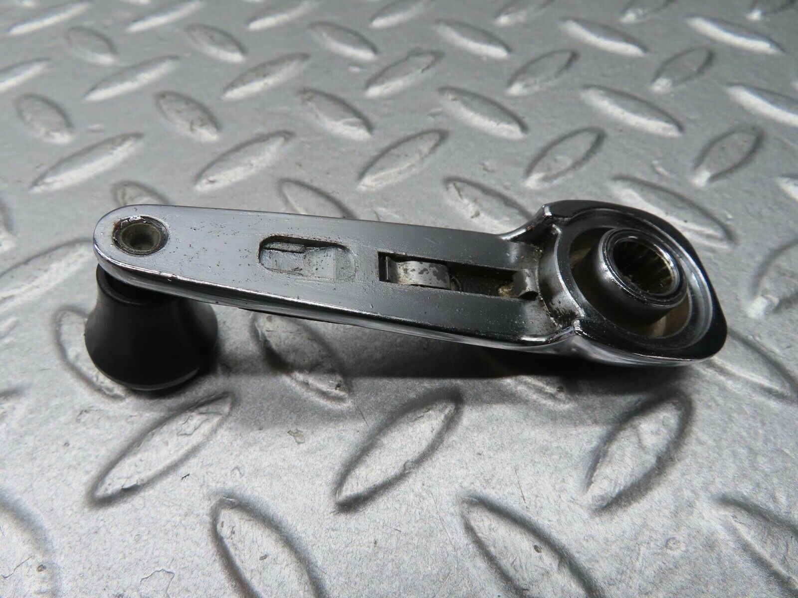 13123 Mercedes-Benz W111 220S Window Lifter Crank Handle