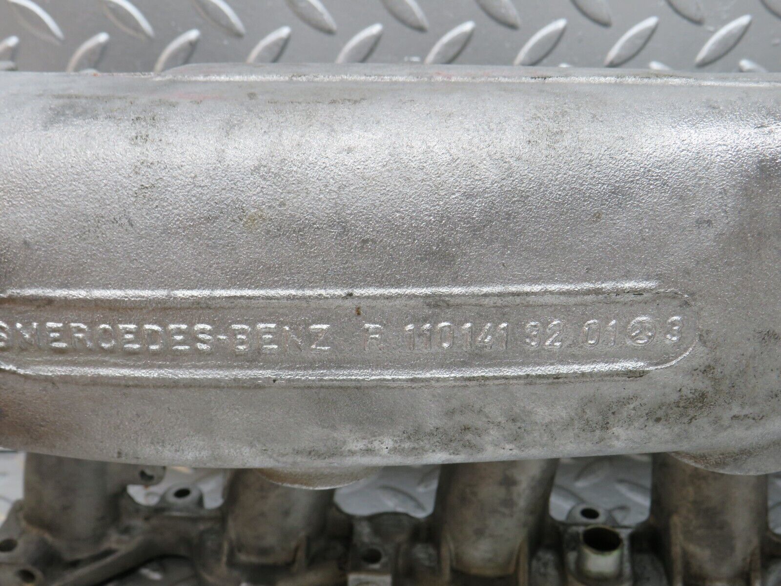 28038 Mercedes-Benz W123 280E Air Intake Manifold 1101413201