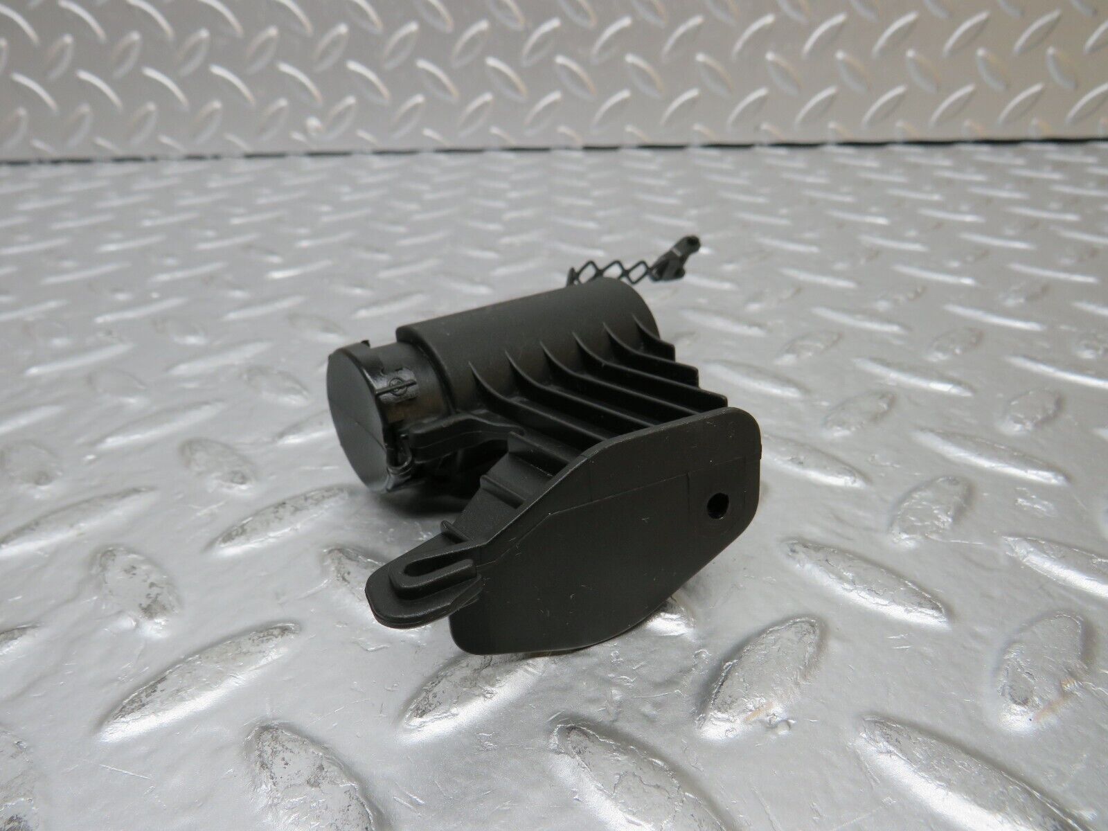 30416 Mercedes-Benz W124 230E Bracket 1246892214