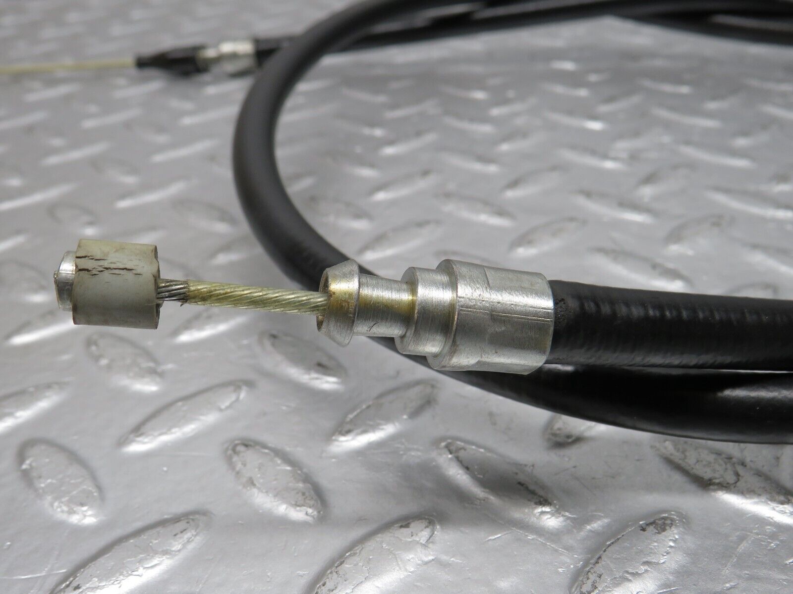 39668 Mercedes-Benz R129 320SL Coupe Handbrake Cable 1294202985