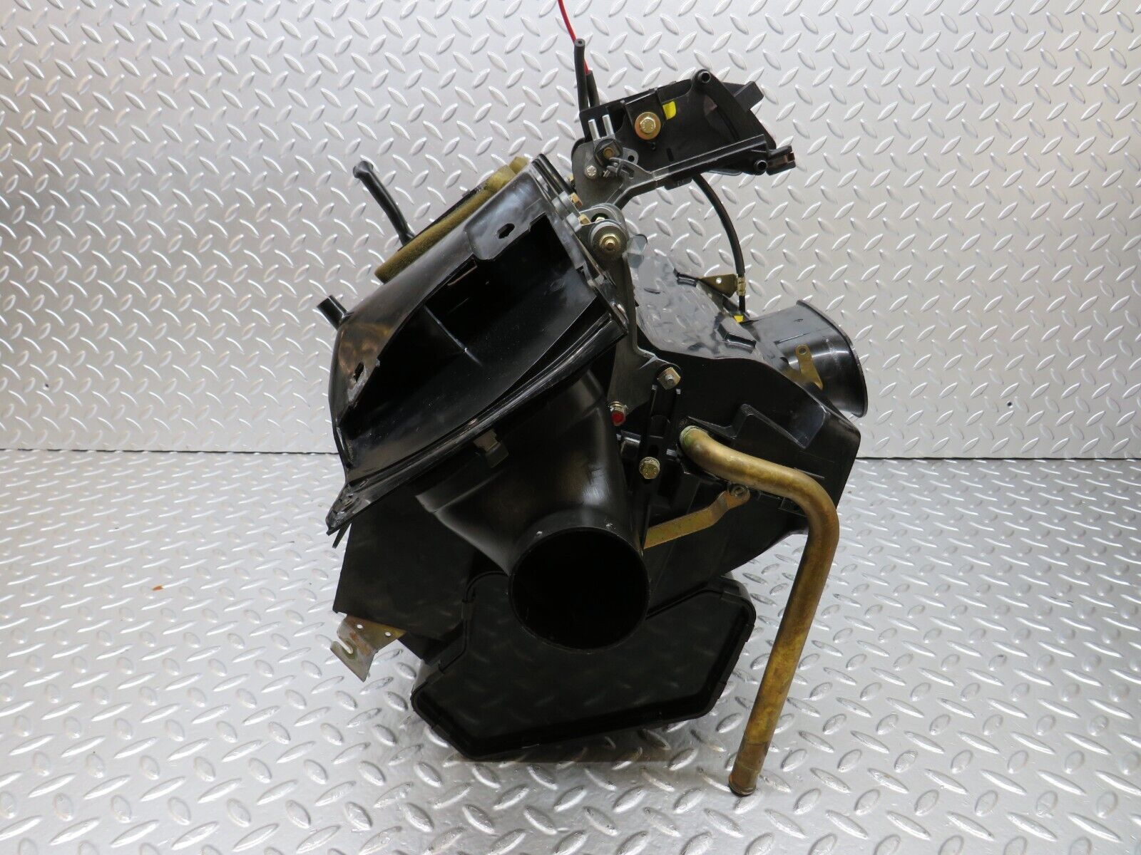 26326 Mercedes-Benz W116 450SE Heater Box Blower Housing