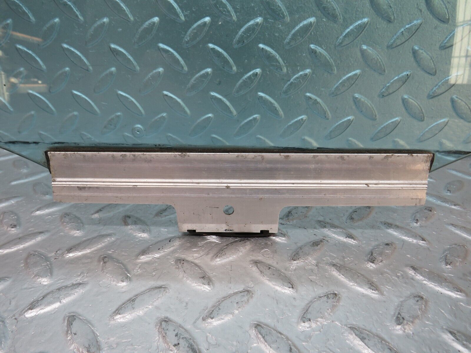 34973 Mercedes-Benz W210 320E Rear Left Door Window Glass