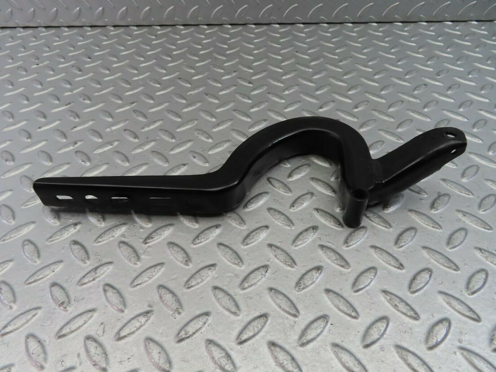 9693 Mercedes-Benz C123 280CE Coupe Trunk Lid Hinge Left Side 1237500187