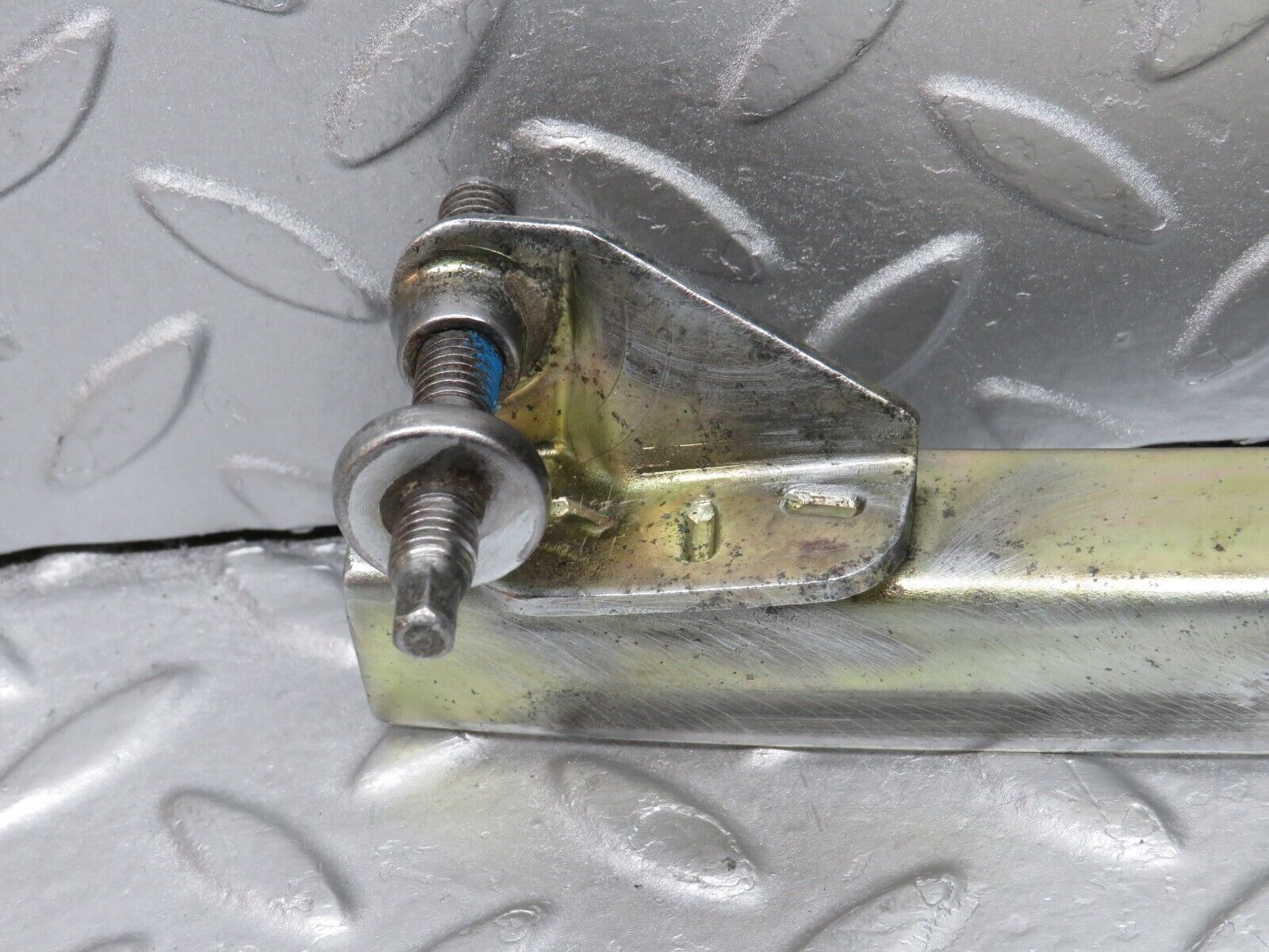 38310 Mercedes-Benz R129 280SL Coupe Front Right Window Channel