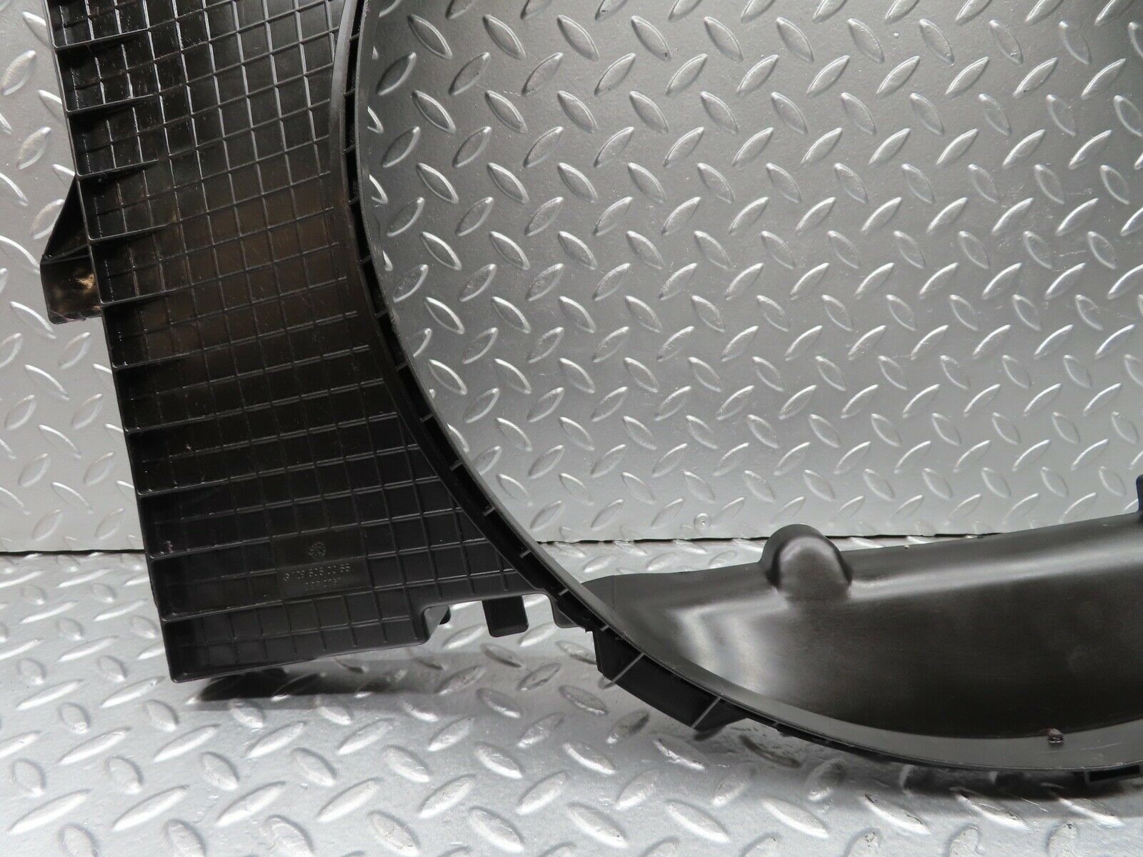 20029 Mercedes-Benz R129 300SL Coupe Radiator Fan Shroud Fan Cover 1295000055