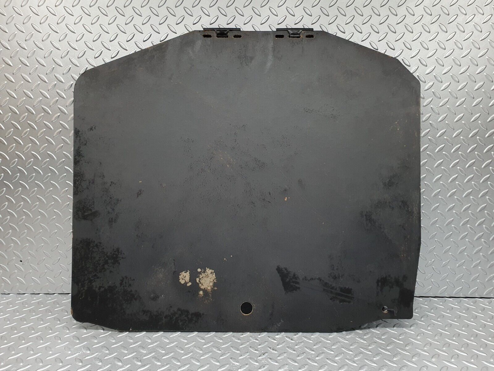 41126 Mercedes-Benz W126 300SE Spare Wheel Cover 1076930114