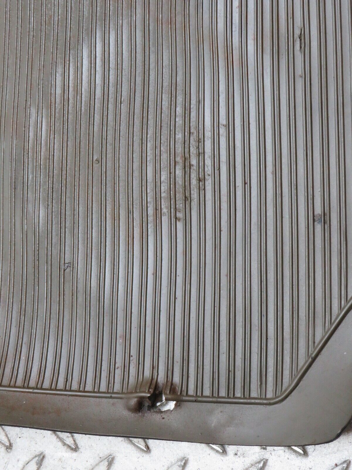 40493 Mercedes-Benz W110 230 Trunk Boot Floor Rubber Cover 1106840105