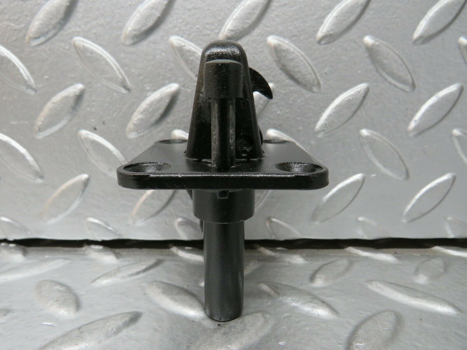 23606 Mercedes-Benz W114 280E Bonnet Lock Catch