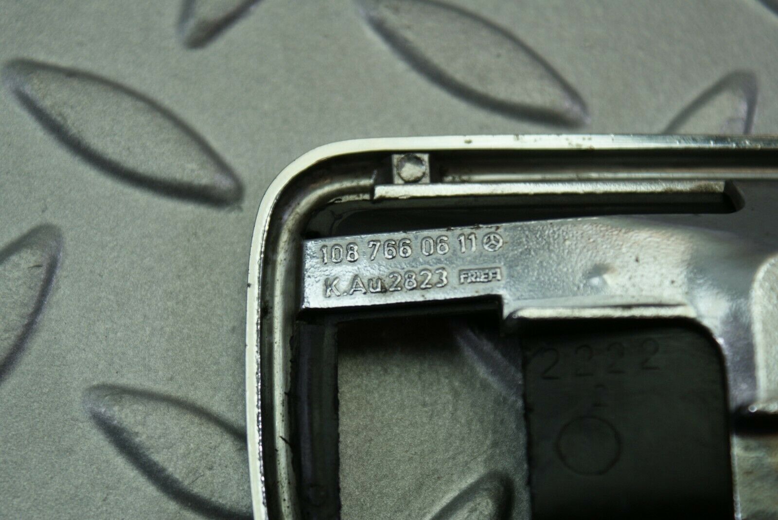 3182 Mercedes-Benz W115 220D Chrome Frame For Door Opener Right 1087660611