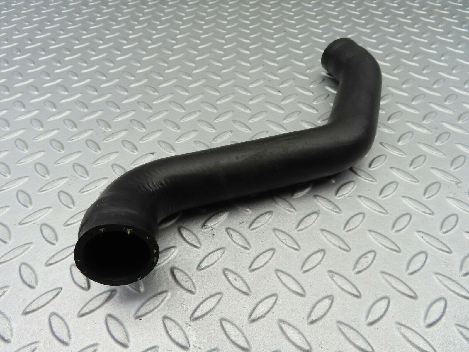 7150 Mercedes-Benz C107 350SLC Coupe Radiator Hose 1165013482