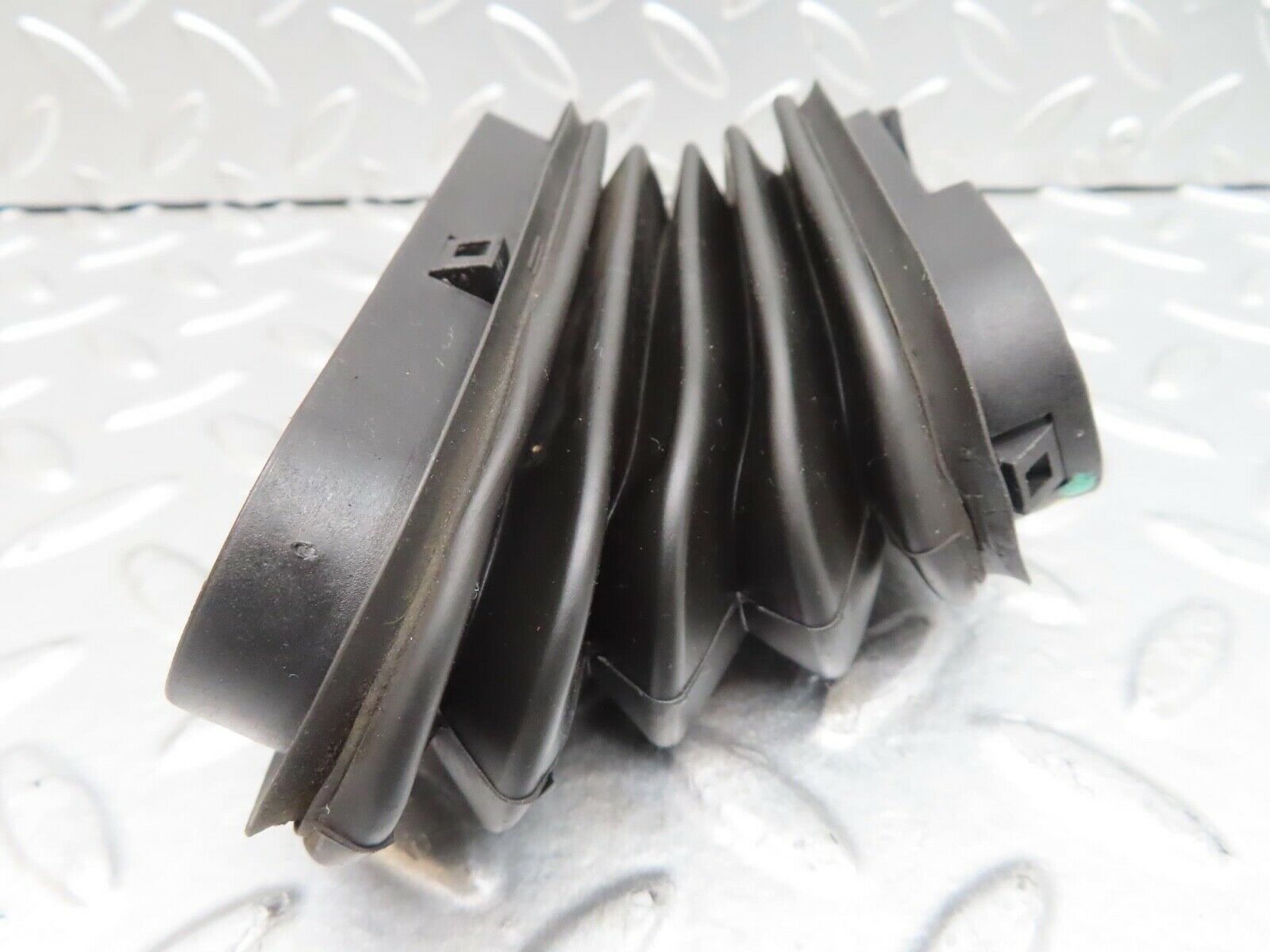 15178 Mercedes-Benz W140 S320 Door Wire Protector Rubber 1408210697