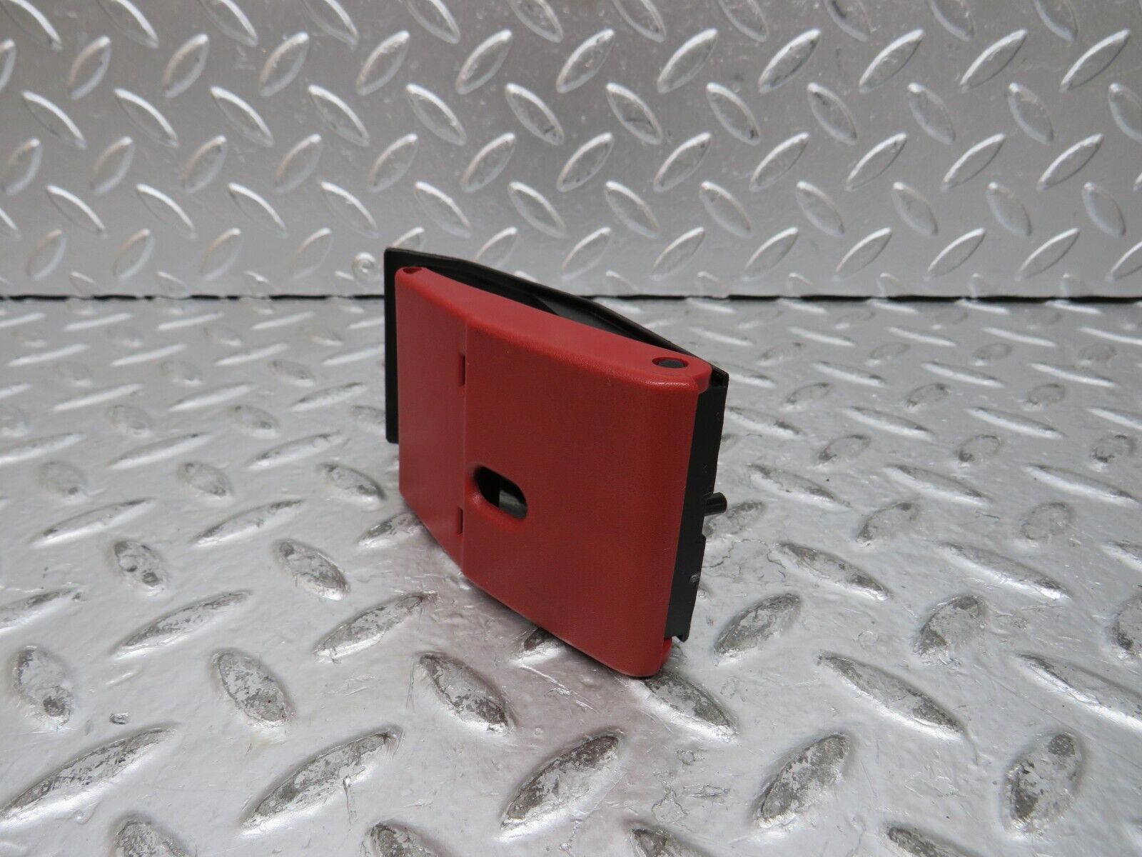 27577 Mercedes-Benz S124 300TE Wagon Hood Opener Bonnet Opener Release