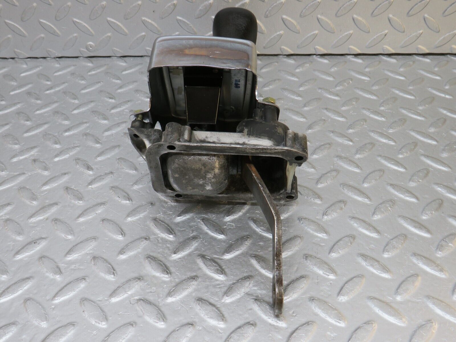 37536 Mercedes-Benz W109 300SEL Automatic Gear Shift Selector