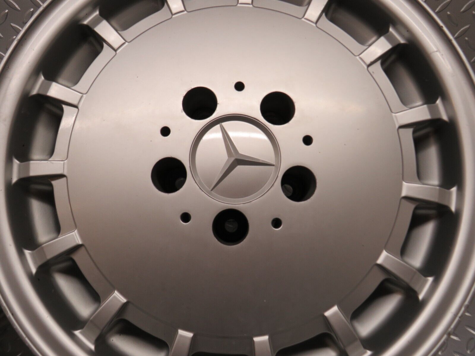 33528 Mercedes-Benz Alloy Wheel Set 8Jx16H2 ET34 1294000102
