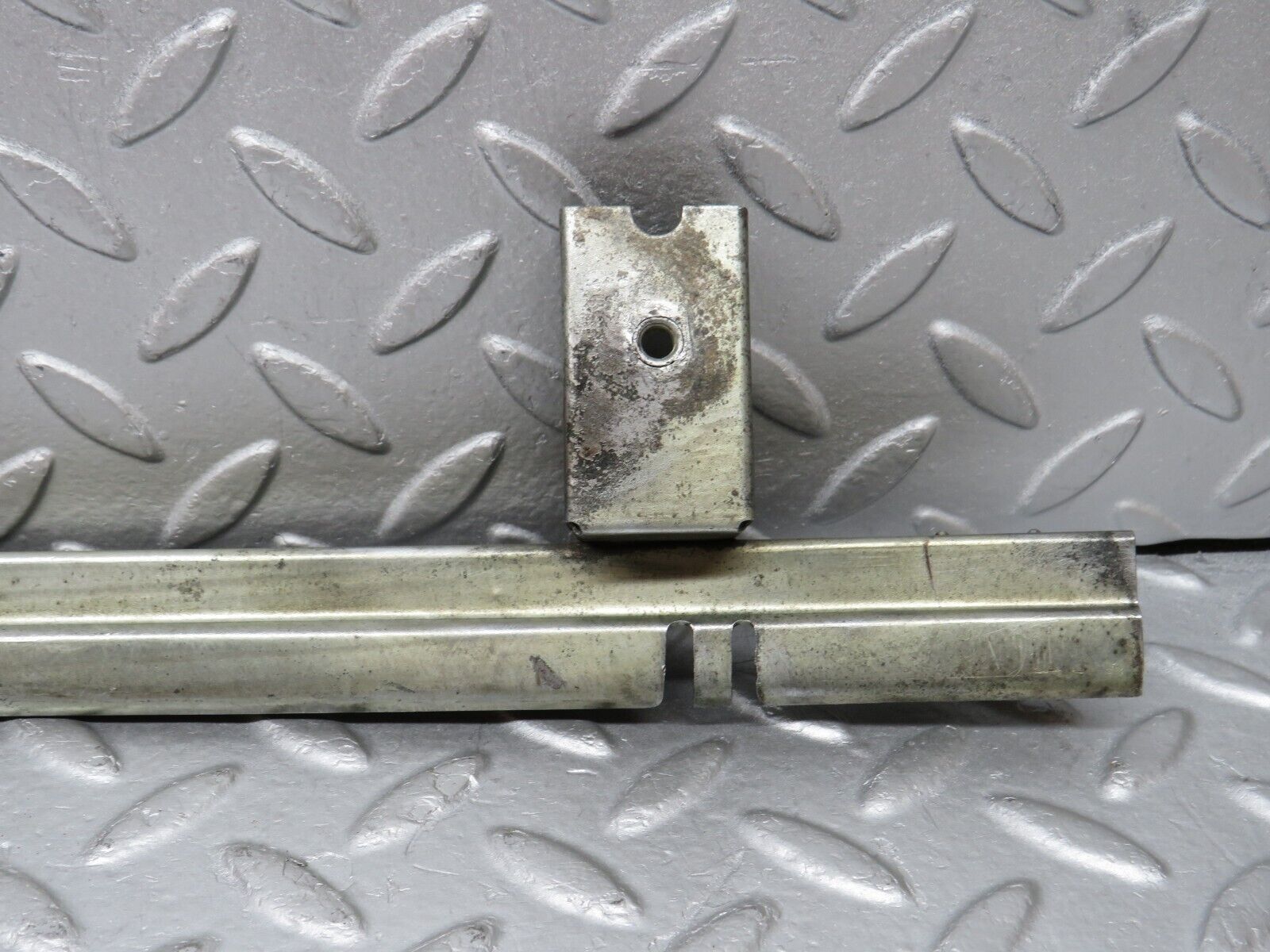 35861 Mercedes-Benz W108 Front Right Door Window Channel