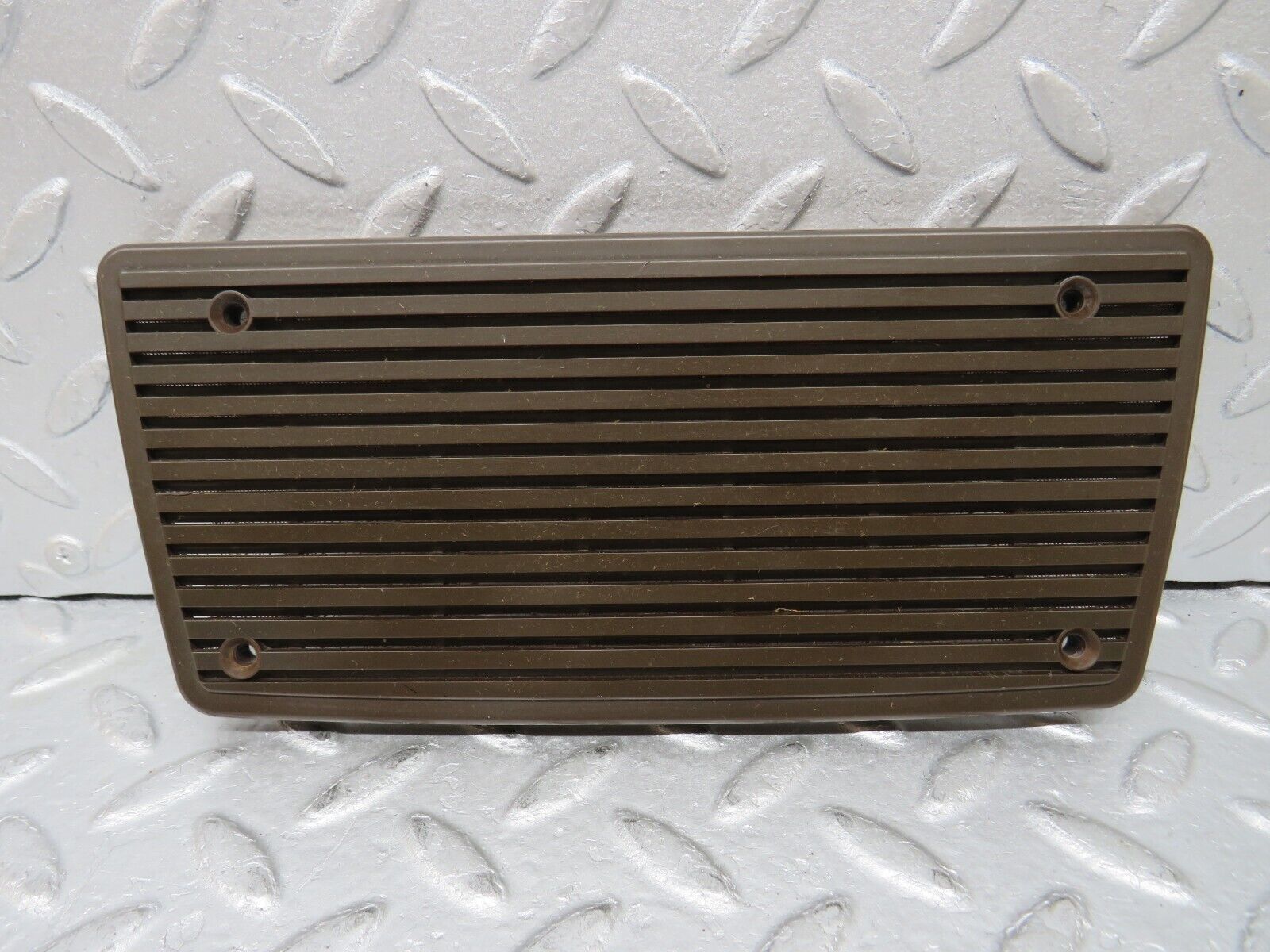 37490 Mercedes-Benz W109 300SEL Parcel Shelf Speaker Cover