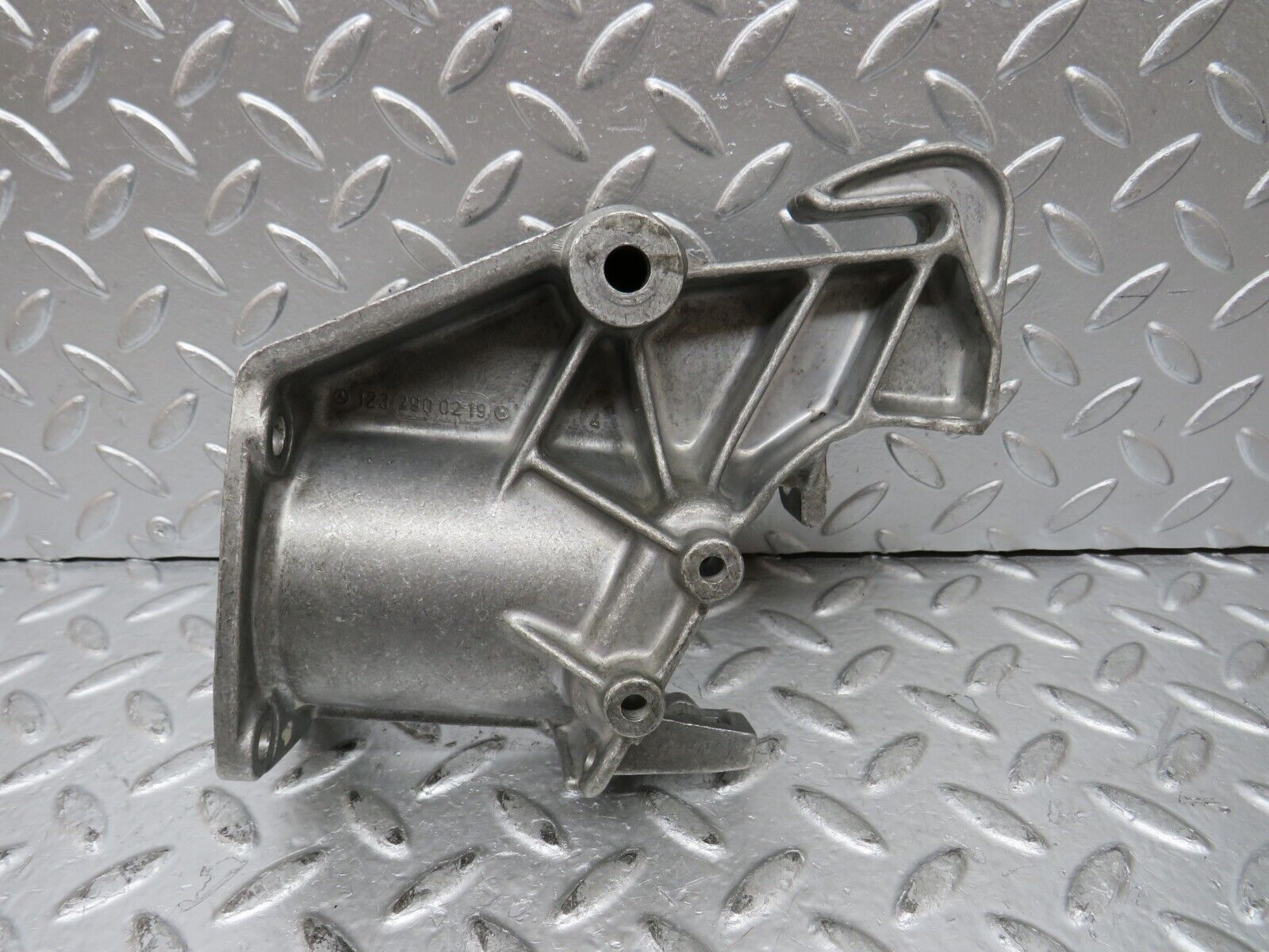 27188 Mercedes-Benz W123 280E Brake Pedal Bracket 1232900219