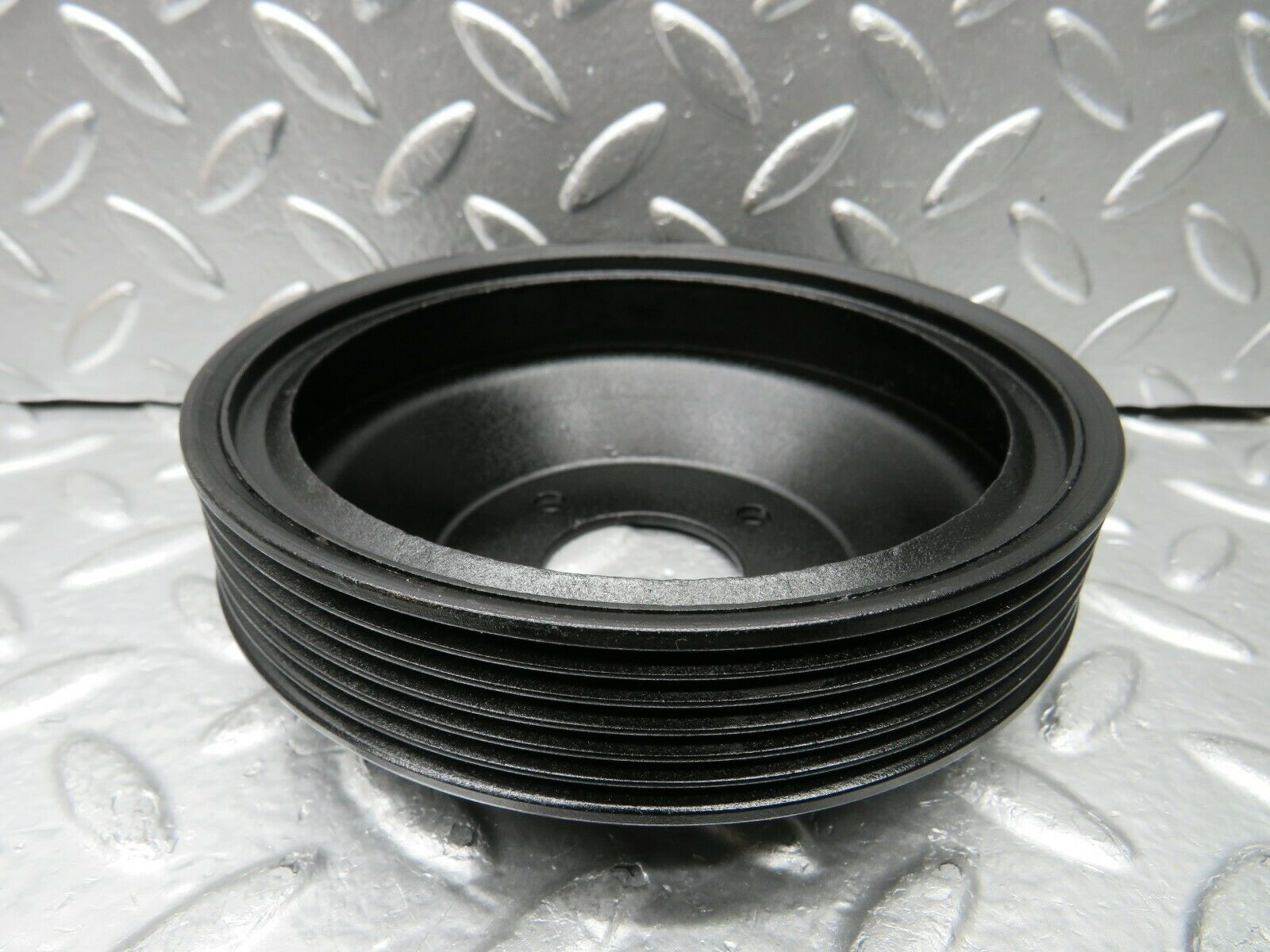 22548 Mercedes-Benz C124 E220 Coupe Water Pump Pulley 1112020110