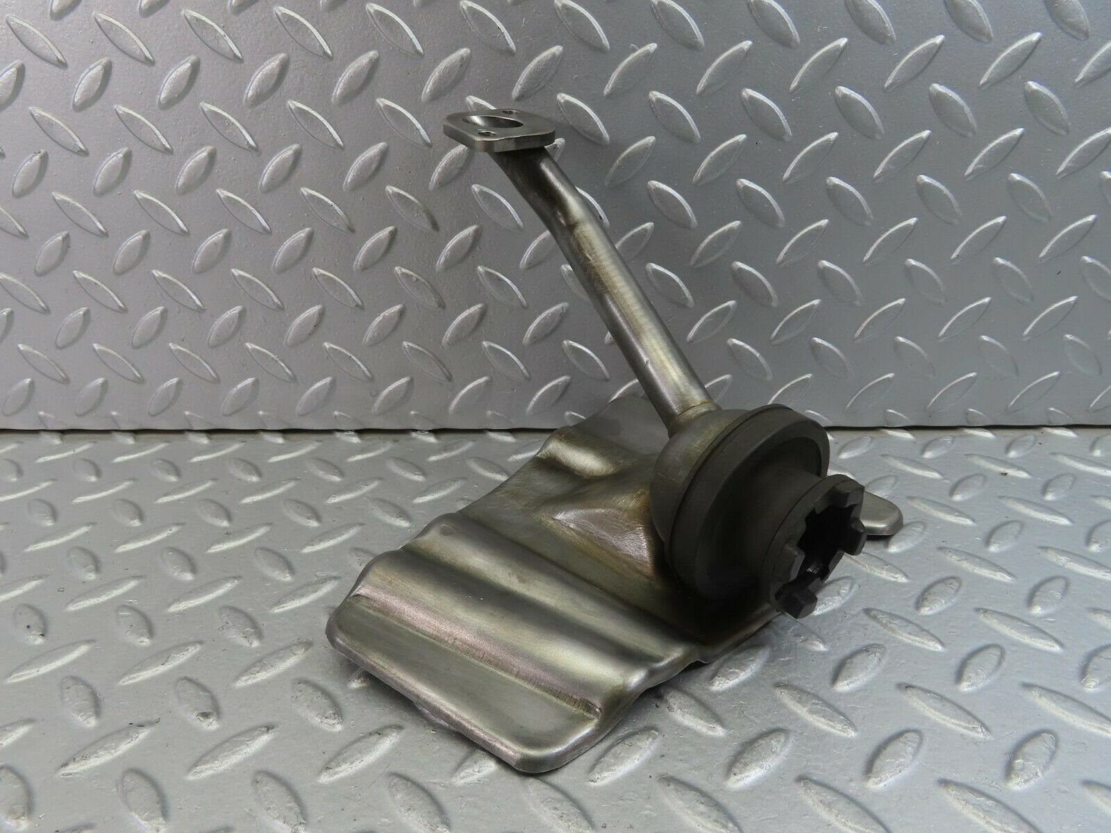 10179 Mercedes-Benz W111 280SE Oil Pump Filter