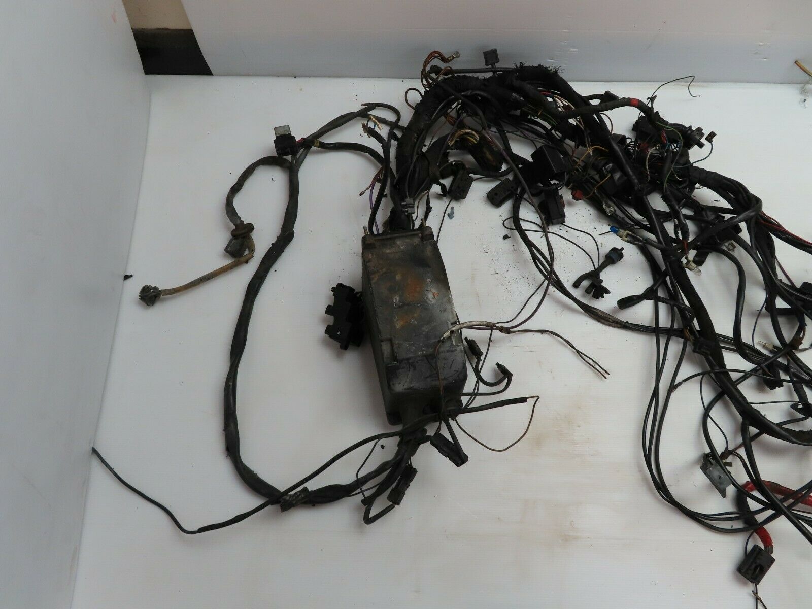 7794 Mercedes-Benz W116 450SE Engine Chassis Body Wire Wiring Harness