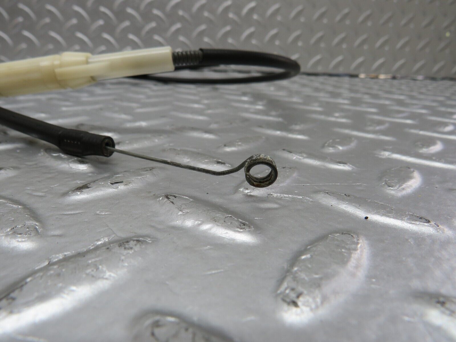 34464 Mercedes-Benz C126 380SEC Coupe Heater Control Cable 1268300131