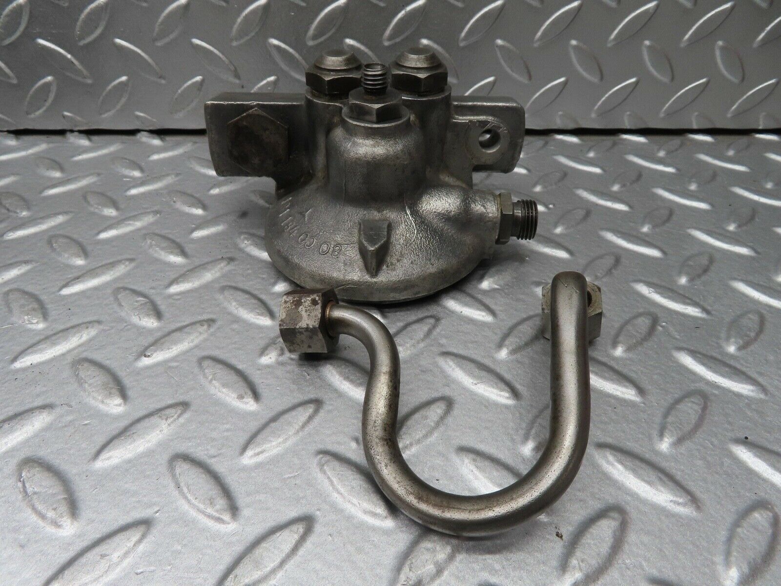 18559 Mercedes-Benz W136 170V Oil Filter Housing 1811840008